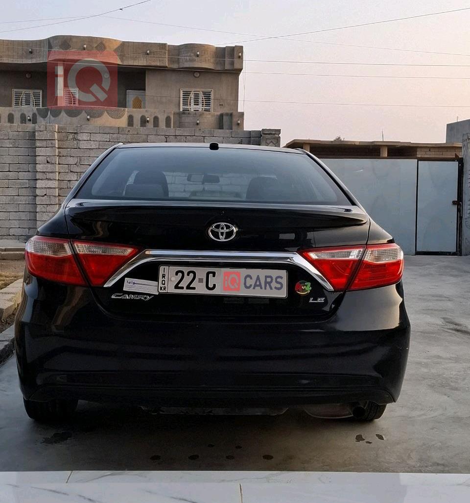 تۆیۆتا کامری